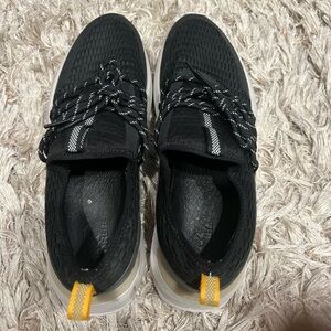 Stylish Black Men's Sneakers
